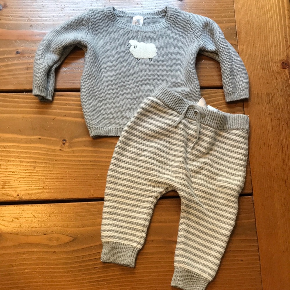 Carter’s Sweater Pant Set
